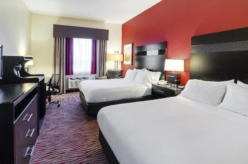 Holiday Inn Express Hotel & Suites Vinita By Ihg Exterior photo